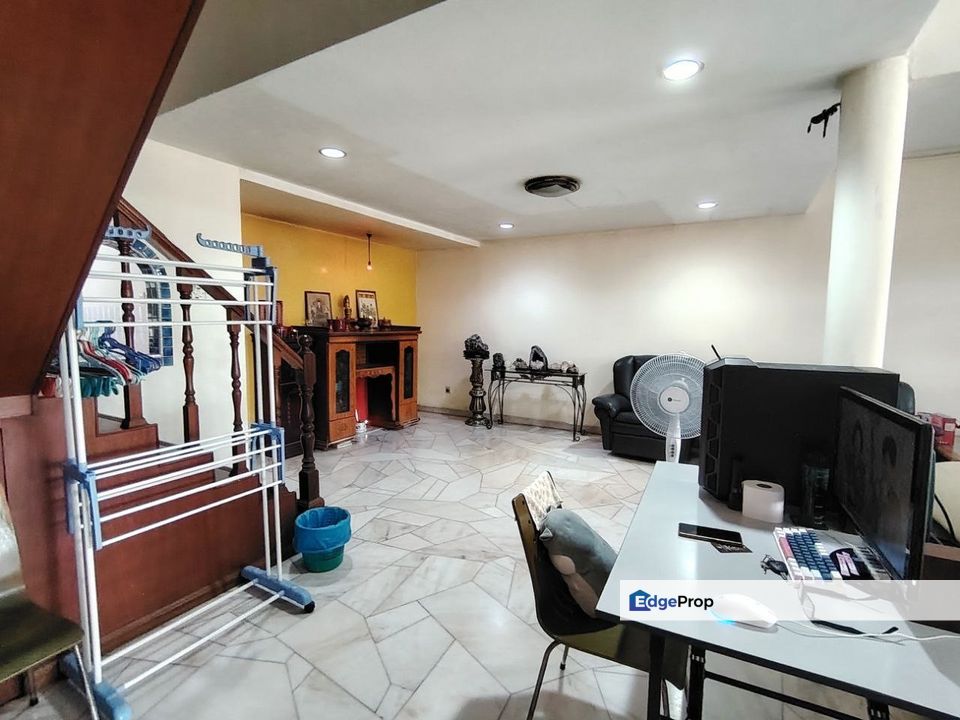 KL South Terrace 2 Storey End Lot Facing Open, Kuala Lumpur, Taman OUG