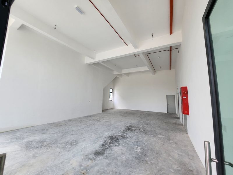 Taman Perindustrian UB Rawang SemiD Factory , Selangor, Rawang