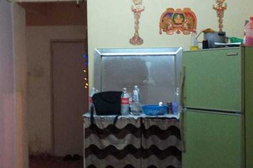 Puchong Utama Court 2