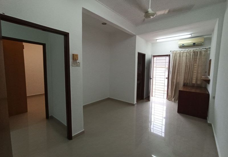 2 sty Lestari Putra Seri Kembangan Non Bumi, End L