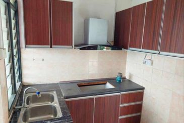 2sty Putra Perdana Puchong Corner, Non Bumi, Tanah