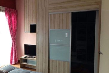 2 sty 16 Sierra Puchong Cantik, Full Reno, Extend 