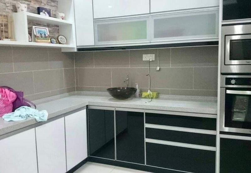 2 sty 16 Sierra Puchong Cantik, Full Reno, Extend 
