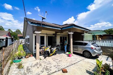 Taman Kinrara Seksyen 4