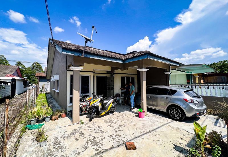 Taman Kinrara Seksyen 4