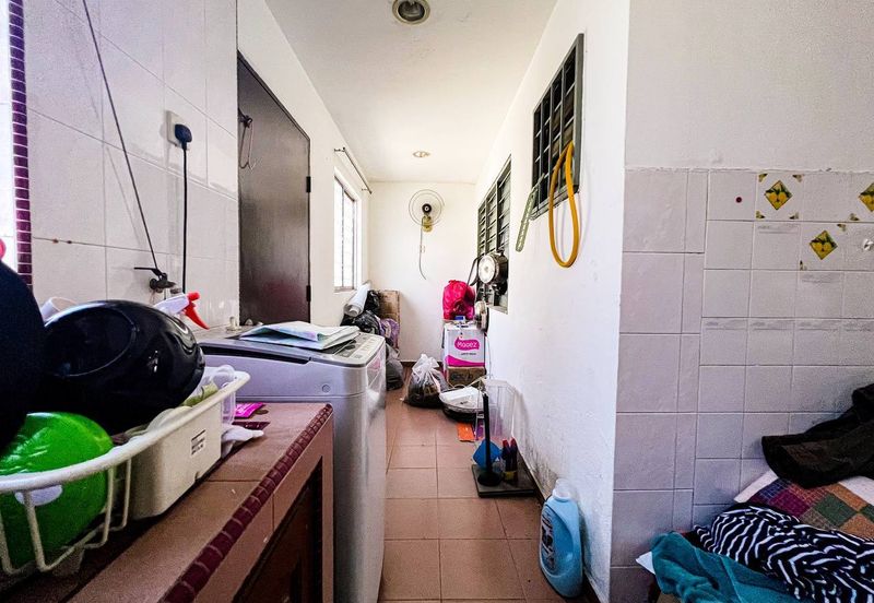 Taman Kinrara Seksyen 4