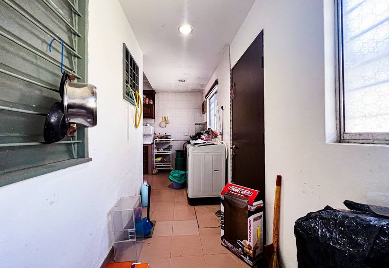 Taman Kinrara Seksyen 4