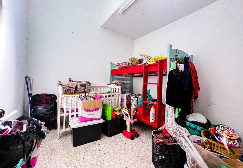 Taman Kinrara Seksyen 4