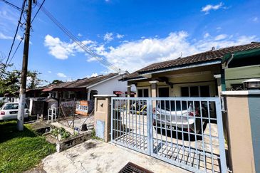 Taman Kinrara Seksyen 4