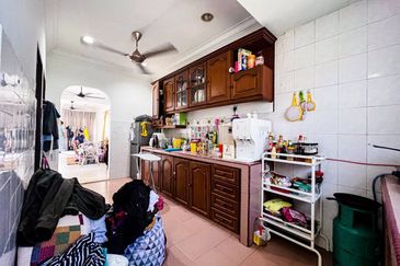 Taman Kinrara Seksyen 4