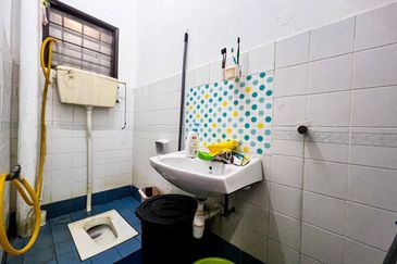 Taman Kinrara Seksyen 4