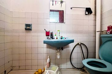 Taman Kinrara Seksyen 4