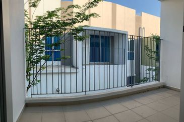 Cyberwood Cybersouth, Dengkil