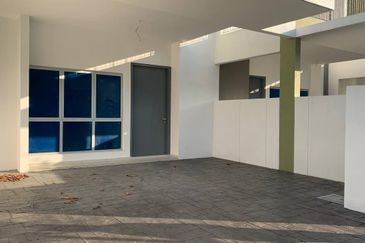 Cyberwood Cybersouth, Dengkil