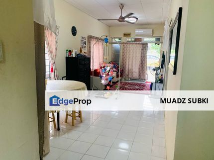 1sty Lestari Putra LEP 7 Seri Kembangan Endlot,Rumah Cantik Kemas, Selangor, Puchong South