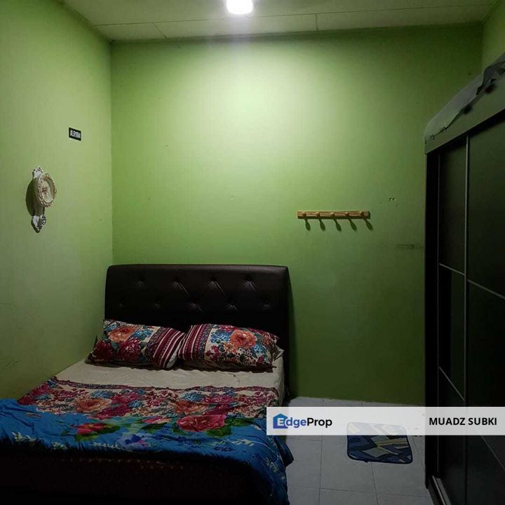 1sty Lestari Putra Lep Seri Kembangan Murah, Rumah Cantik Kemas, Selangor, Puchong South