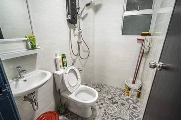 Villa Park, Seri Kembangan, Selangor