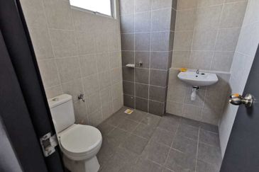 2 storey Kita Harmoni Cybersouth, Dengkil Termurah,New House,Big Area