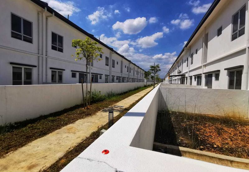 2 storey Kita Harmoni Cybersouth, Dengkil Termurah,New House,Big Area