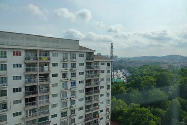 Cahaya Permai Apartment Seri Kembangan Murah Non Bumi, Ada banyak Unit