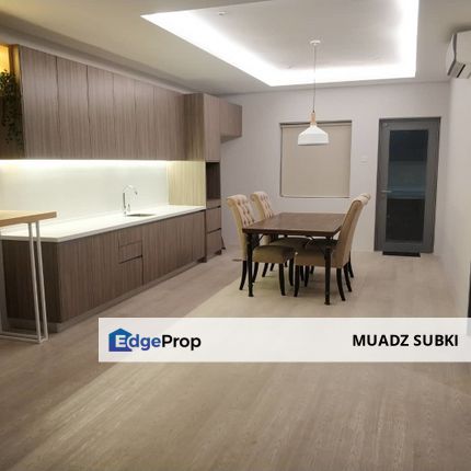 (Full Furnish,Big size 1390sf,Nice Unit) Lakefront Residence Cyberjaya, Selangor, Cyberjaya