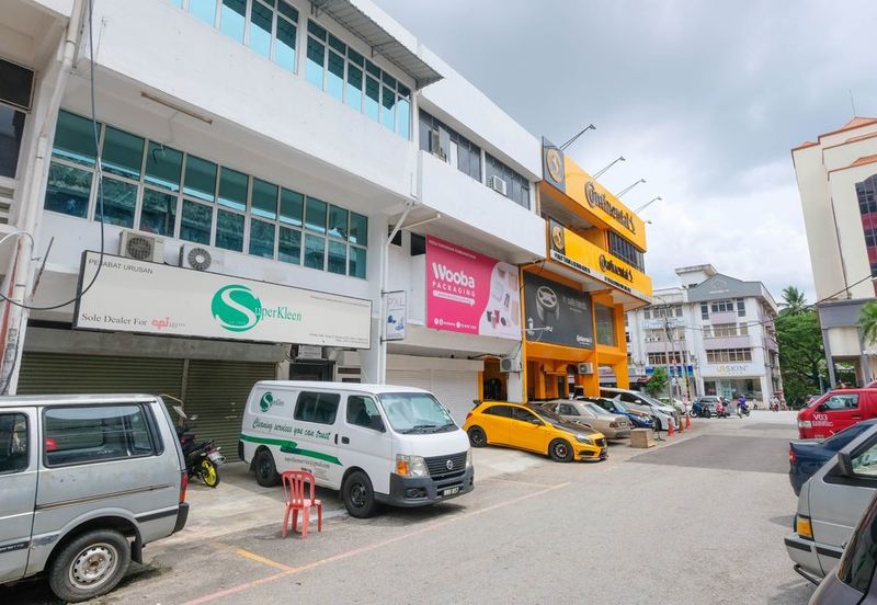(Non Bumi, MURAH, VACANT MOVE IN) 3.5 Storey Shoplot Jalan Radin Anum, Sri Petaling