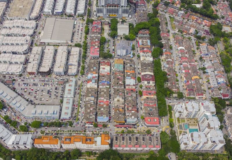 (Non Bumi, MURAH, VACANT MOVE IN) 3.5 Storey Shoplot Jalan Radin Anum, Sri Petaling