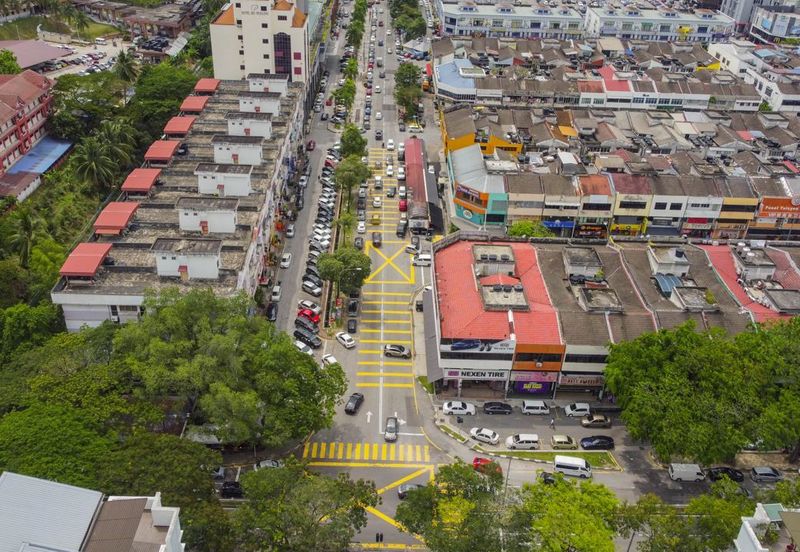 (Non Bumi, MURAH, VACANT MOVE IN) 3.5 Storey Shoplot Jalan Radin Anum, Sri Petaling