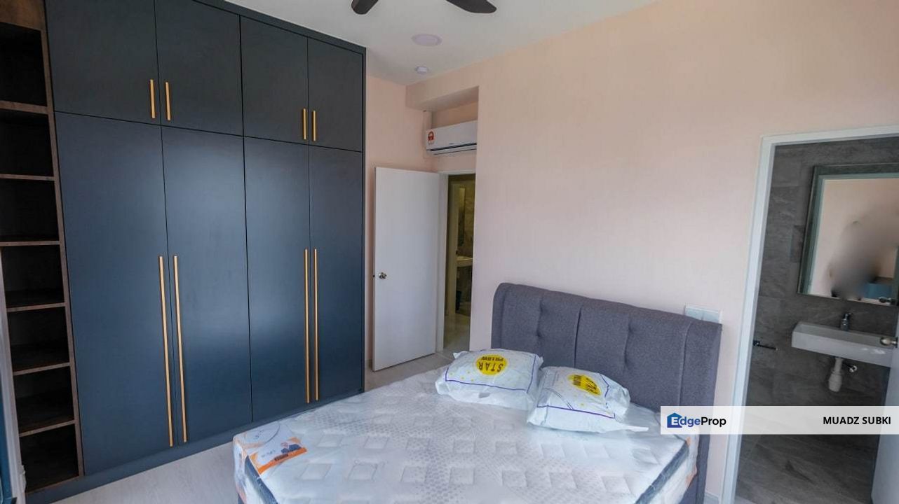 Equine Residence Seri Kembangan Nonbumi Fully Furnish 4rooms Renovated, Selangor, Seri Kembangan