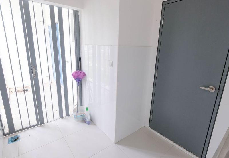 Cyberwood Cybersouth, Dengkil