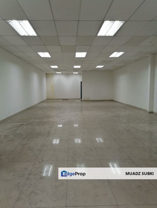 (FREEHOLD, MURAH,near IOI Puchong) 3 storey Shoplot Puchong Jaya Hot Area, Selangor, Puchong