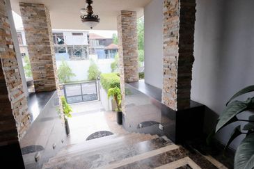 (Freehold, Extend Reno, Big Land Area, 7R8B) Triple Storey Bungalow The Enclave, Bukit Jelutong