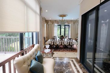 (Freehold, Extend Reno, Big Land Area, 7R8B) Triple Storey Bungalow The Enclave, Bukit Jelutong