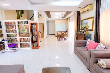 2sty Bukit Jelutong Shah Alam Corner,Reno Cantik, Freehold, Face East