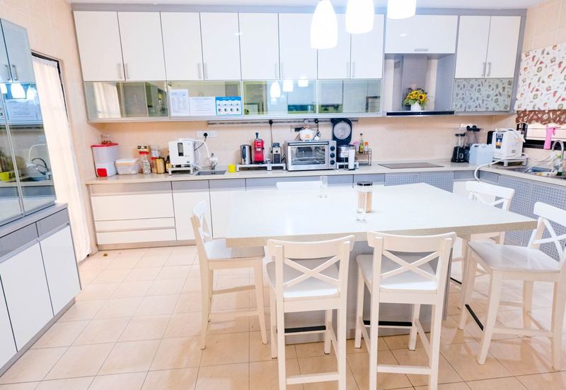 2sty Bukit Jelutong Shah Alam Corner,Reno Cantik, Freehold, Face East