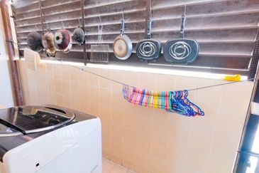 2sty Bukit Jelutong Shah Alam Corner,Reno Cantik, Freehold, Face East