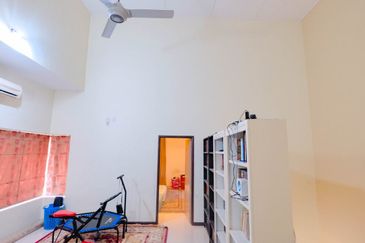 2sty Bukit Jelutong Shah Alam Corner,Reno Cantik, Freehold, Face East