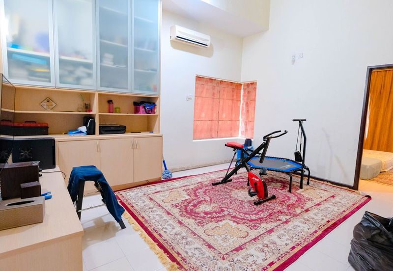 2sty Bukit Jelutong Shah Alam Corner,Reno Cantik, Freehold, Face East