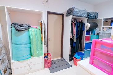 2sty Bukit Jelutong Shah Alam Corner,Reno Cantik, Freehold, Face East