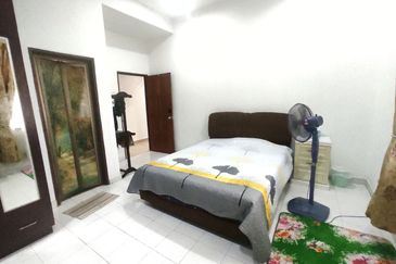 Desa Pinggiran Putra