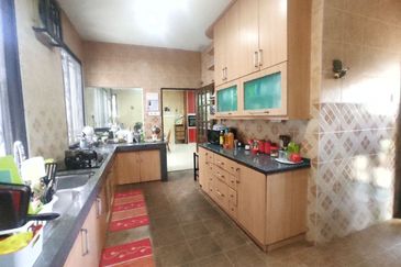 Desa Pinggiran Putra