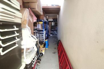 Desa Pinggiran Putra