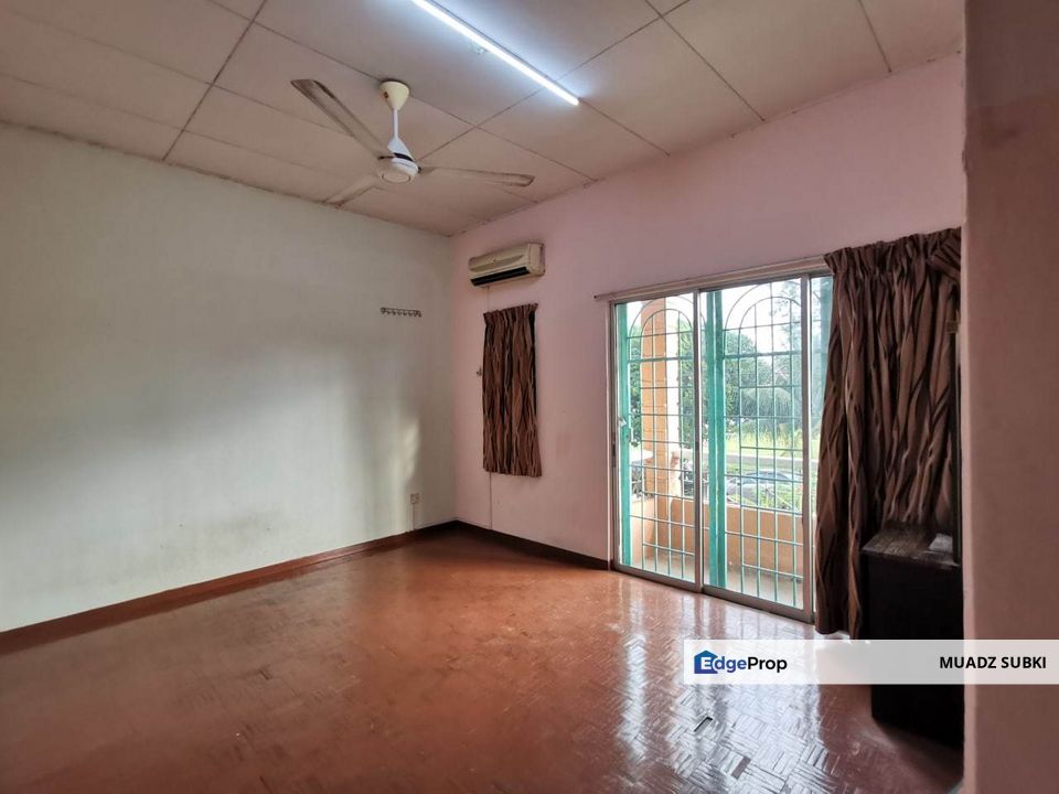 [FACING TAMAN, DEKAT SURAU, MURAH] 2 storey Landed House Sekyen 3 near UKM Bangi, Selangor, Bangi