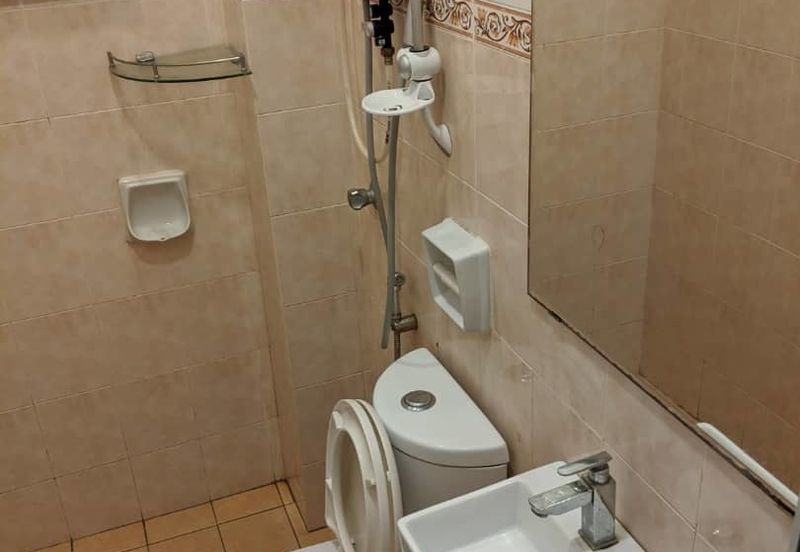 Puncak Jalil PUJ 4 Seri Kembangan 2.5 sty Fully Furnish,Cantik, 5Rooms