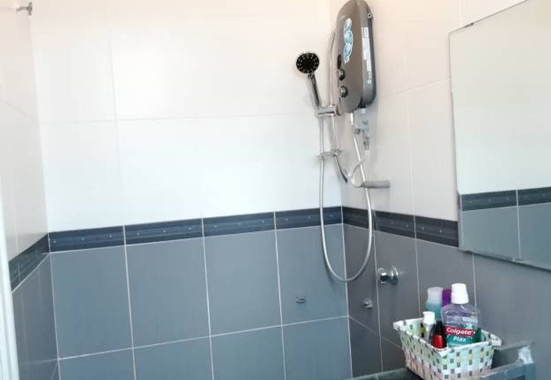 Puncak Jalil PUJ 4 Seri Kembangan 2.5 sty Fully Furnish,Cantik, 5Rooms