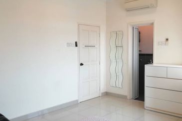 Puncak Jalil PUJ 4 Seri Kembangan 2.5 sty Fully Furnish,Cantik, 5Rooms