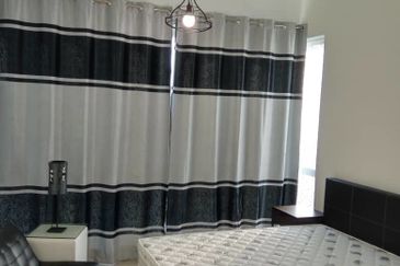 Cyberjaya Puchong Vision Residence Corner, 2park, Fully Furnish, Cantik