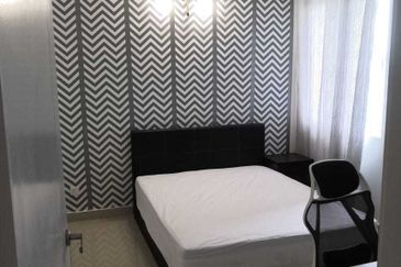 Cyberjaya Puchong Vision Residence Corner, 2park, Fully Furnish, Cantik