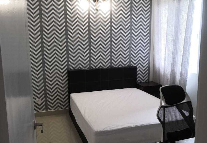 Cyberjaya Puchong Vision Residence Non Bumi, Corner, 2park, Full Furnish