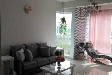 Cyberjaya Puchong Vision Residence Non Bumi, Corner, 2park, Full Furnish